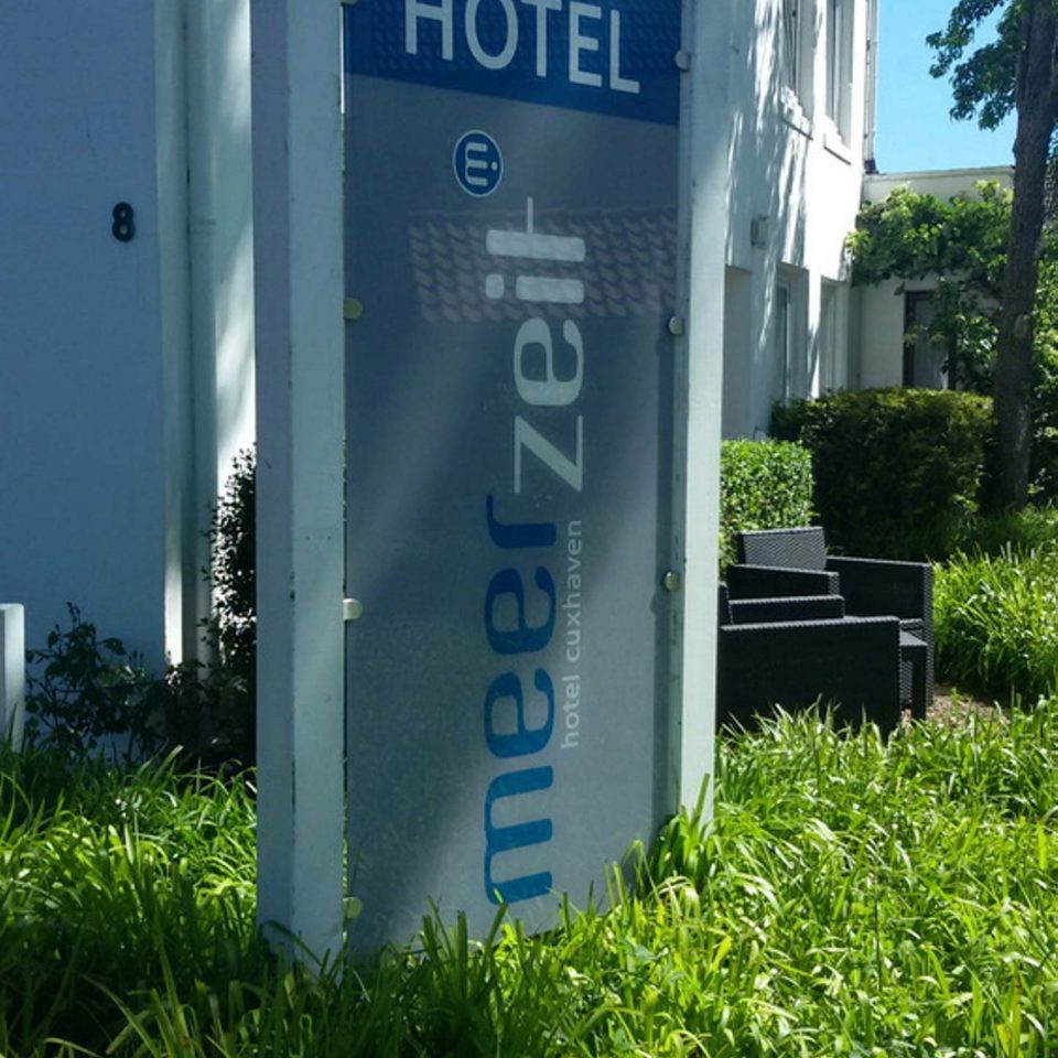 meerzeit Hotel Schild